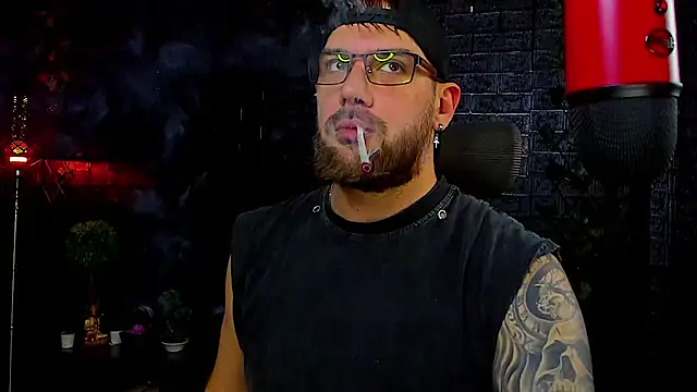 LexXHardy online show from 10/16/25, 01:23