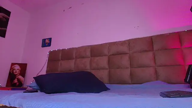 Snapshot of _sex_mia chatting on 09/24/25, 07:17 sex mia online show from 09/24/25, 07:17