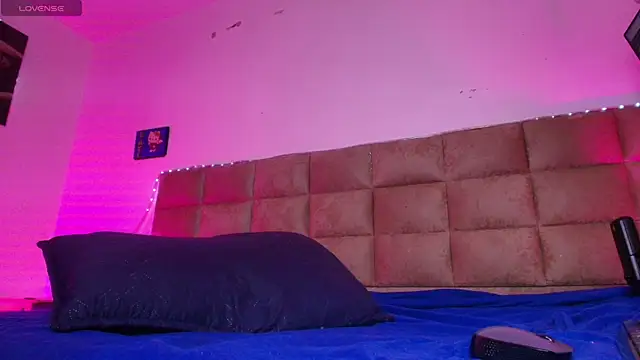 Snapshot of _sex_mia chatting on 09/26/25, 07:18 sex mia online show from 09/26/25, 07:18