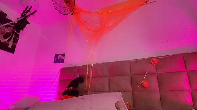 Snapshot of _sex_mia chatting on 10/30/25, 07:14 sex mia online show from 10/30/25, 07:14