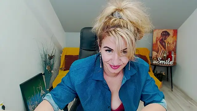 Cassandra Hotty online show from 01/20/25, 10:51