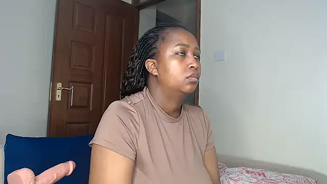 NIKKIE LOVE online show from 07/18/26, 11:08