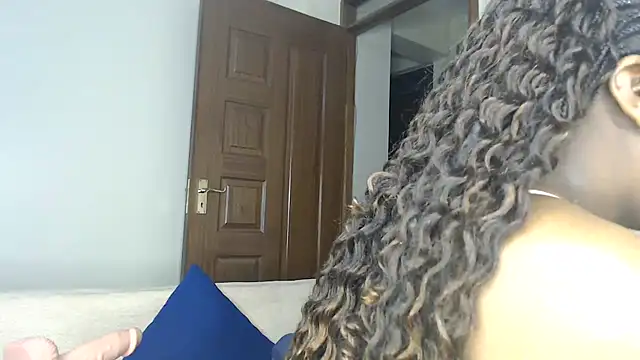 NIKKIE LOVE online show from 07/23/26, 02:20