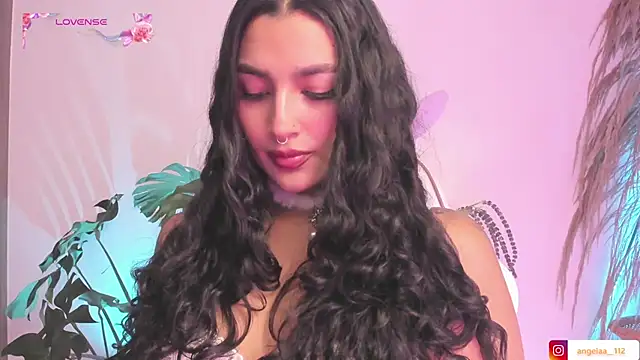 Snapshot of Anngel_1 chatting on 10/17/25, 03:03 Anngel 1 online show from 10/17/25, 03:03