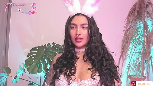 Snapshot of Anngel_1 chatting on 10/31/25, 03:46 Anngel 1 online show from 10/31/25, 03:46