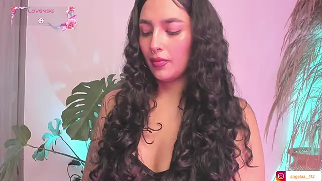 Snapshot of Anngel_1 chatting on 11/01/25, 03:58 Anngel 1 online show from 11/01/25, 03:58