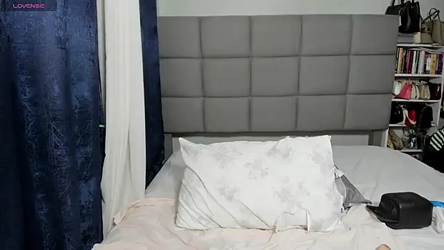 suhaila suus online show from 11/23/25, 11:48