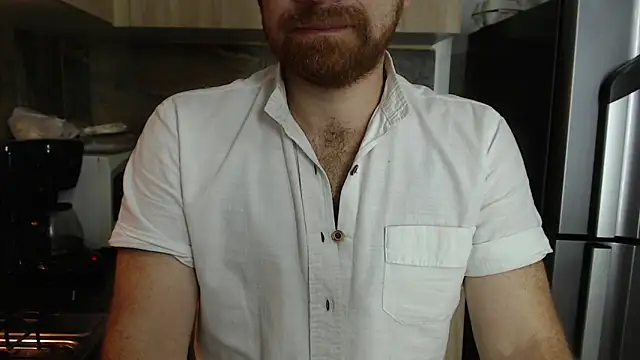 Snapshot of michacosio chatting on 11/02/25, 08:44 michacosio online show from 11/02/25, 08:44