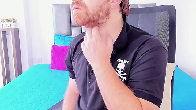 Snapshot of michacosio chatting on 11/06/25, 07:15 michacosio online show from 11/06/25, 07:15