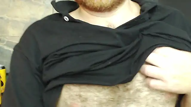 Snapshot of michacosio chatting on 11/07/25, 07:19 michacosio online show from 11/07/25, 07:19