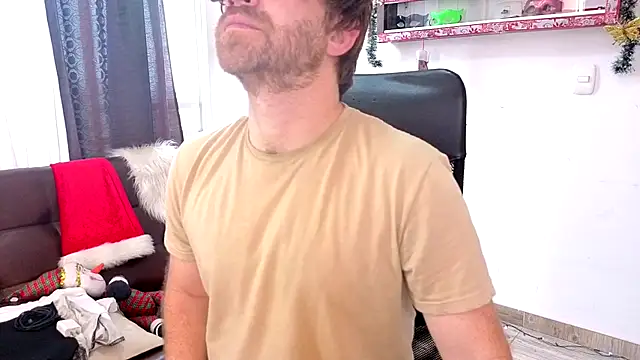 Snapshot of michacosio chatting on 11/19/25, 07:25 michacosio online show from 11/19/25, 07:25