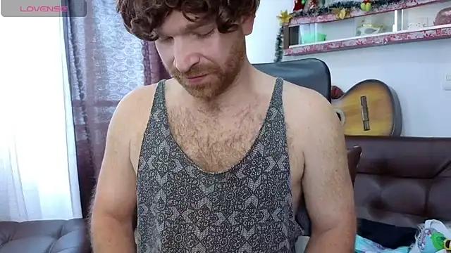 Snapshot of michacosio chatting on 11/29/25, 05:05 michacosio online show from 11/29/25, 05:05