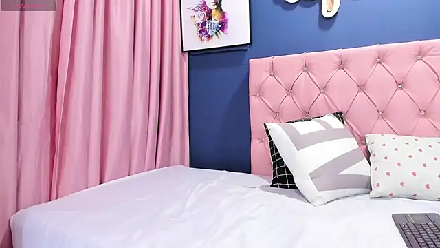 AngelitaWild  online show from 02/28/25, 08:39