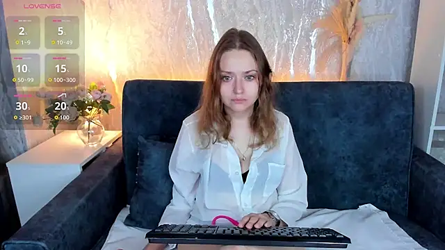 Linda Bryant online show from 07/26/26, 01:03