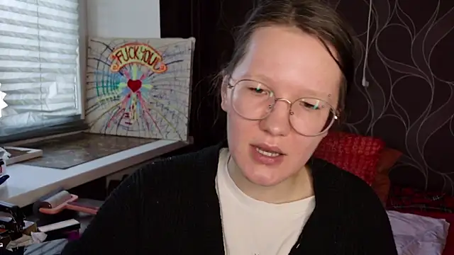 MiriamOr online show from 10/12/25, 08:13