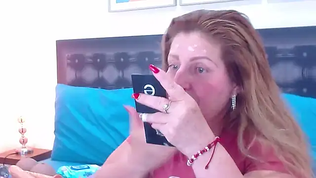 sandra 20 online show from 09/29/25, 11:26