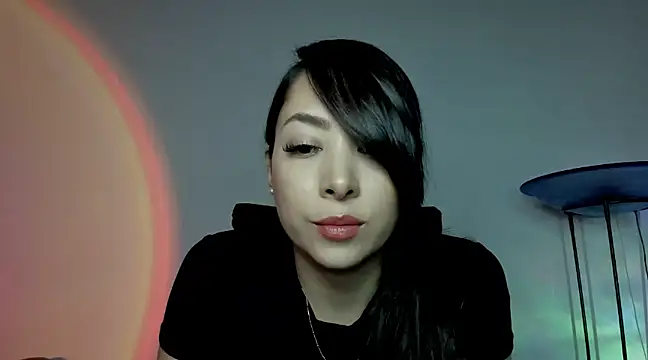 Mila  Paramo online show from 12/28/24, 12:57