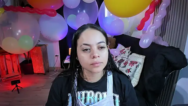 Cuttiealice online show from 01/14/25, 02:00