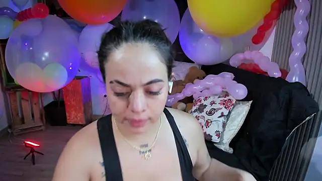 Cuttiealice online show from 01/15/25, 01:34