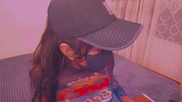 Kiara-Tanvi online show from 02/19/26, 03:30