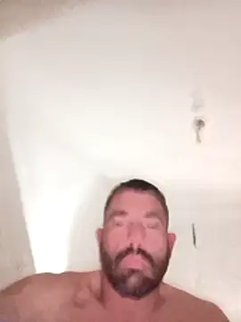 Snapshot of George21ek chatting on 12/14/25, 09:52 George21ek online show from 12/14/25, 09:52