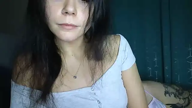 Snapshot of Durghetta chatting on 11/25/25, 09:31 Durghetta online show from 11/25/25, 09:31