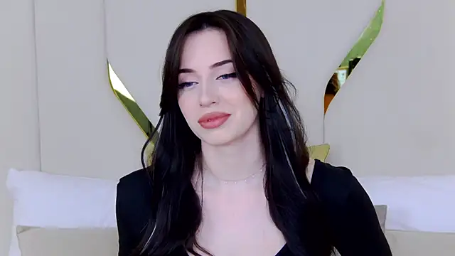 Snapshot of Betty_Bridge chatting on 04/25/26, 03:31 Betty Bridge online show from 04/25/26, 03:31