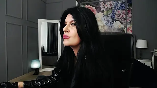 DomMelissaW online show from 12/05/24, 03:04