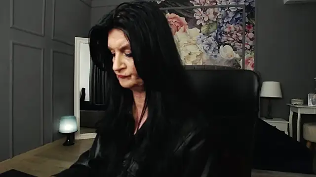 DomMelissaW online show from 12/08/24, 03:32