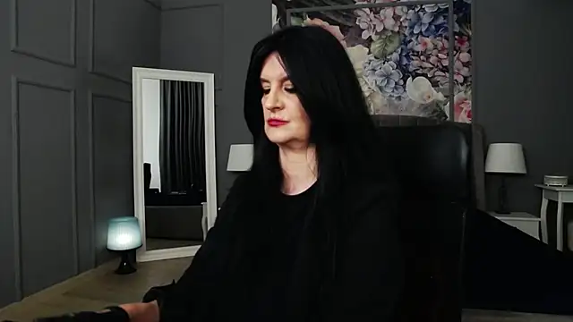 DomMelissaW online show from 12/21/24, 03:14