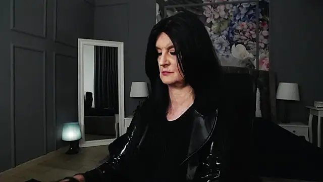 DomMelissaW online show from 03/22/25, 03:41