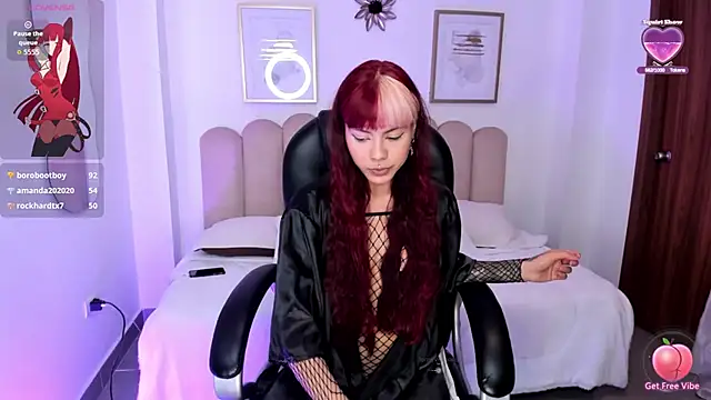 Snapshot of tiana_cruz chatting on 02/10/26, 12:53 tiana cruz online show from 02/10/26, 12:53