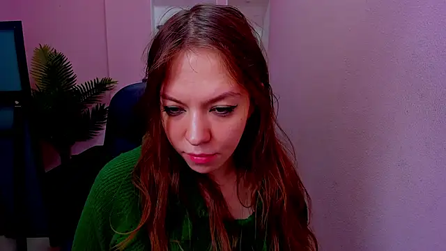 Snapshot of Persephoni chatting on 12/02/25, 08:48 Persephoni online show from 12/02/25, 08:48