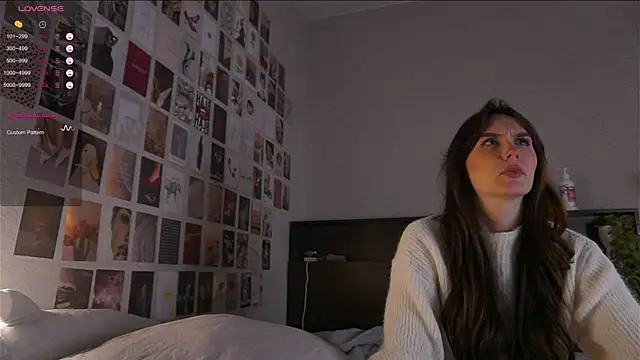 itssophiie online show from 10/01/25, 06:25