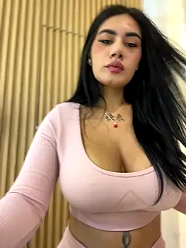 clarachanelricek online show from 10/18/25, 08:09