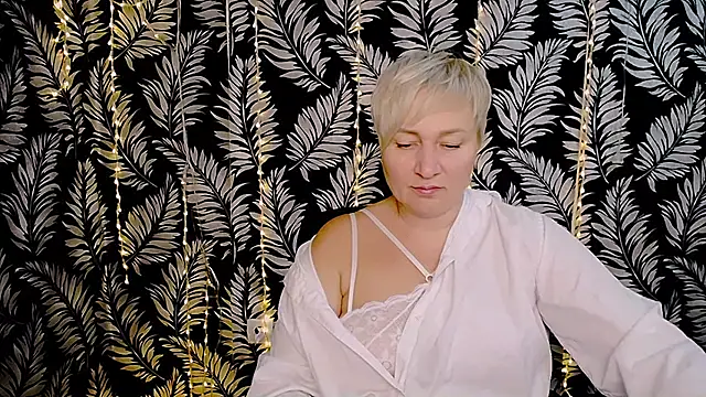 Olivia playful online show from 09/14/25, 11:09