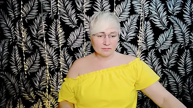 Olivia playful online show from 05/11/26, 04:04