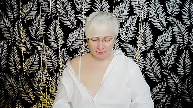 Olivia playful online show from 05/30/26, 10:01