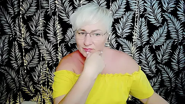 Olivia playful online show from 06/11/26, 10:02
