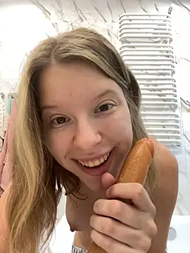 kimczii online show from 07/24/26, 07:50