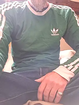 Snapshot of eddouxxx78 chatting on 10/02/25, 02:13 eddouxxx78 online show from 10/02/25, 02:13