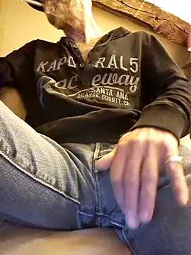 eddouxxx78 online show from 05/09/26, 05:12