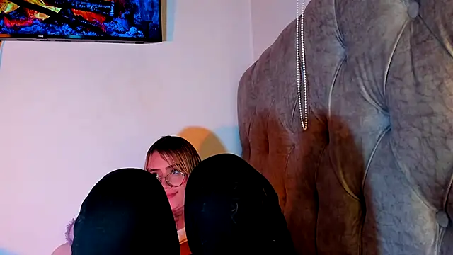 Sabrina Cole online show from 10/16/25, 04:24