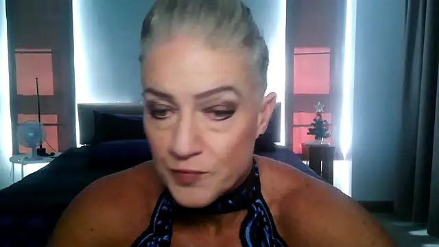 Snapshot of Devon2020 chatting on 12/02/25, 07:25 Devon2020 online show from 12/02/25, 07:25