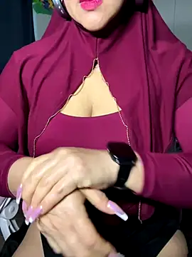 Jameela online show from 11/16/25, 08:47