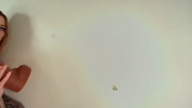 Snapshot of lil_shouty_bitch chatting on 12/13/24, 02:49 lil shouty bitch online show from 12/13/24, 02:49