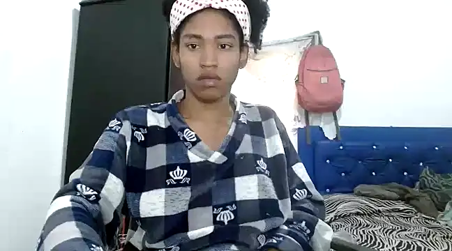 angelamarie1 online show from 12/02/24, 02:08