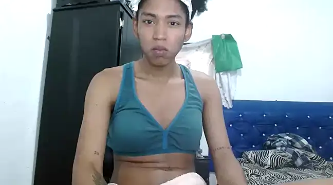 angelamarie1 online show from 12/10/24, 08:27