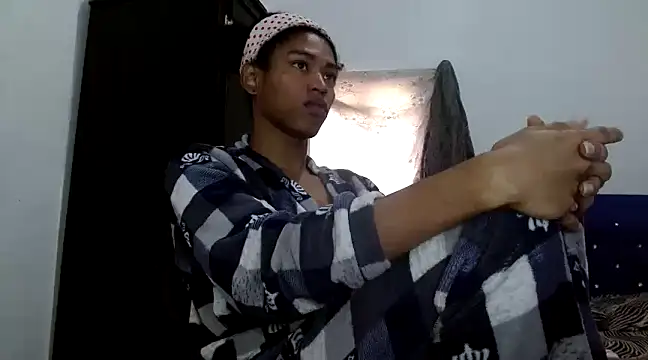 angelamarie1 online show from 12/21/24, 04:36