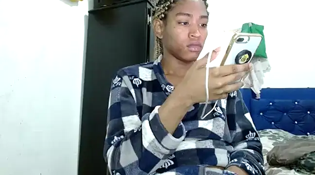angelamarie1 online show from 01/02/25, 03:29